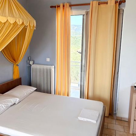 Bay Holiday Hotel & Spa Karavómilos Eksteriør billede