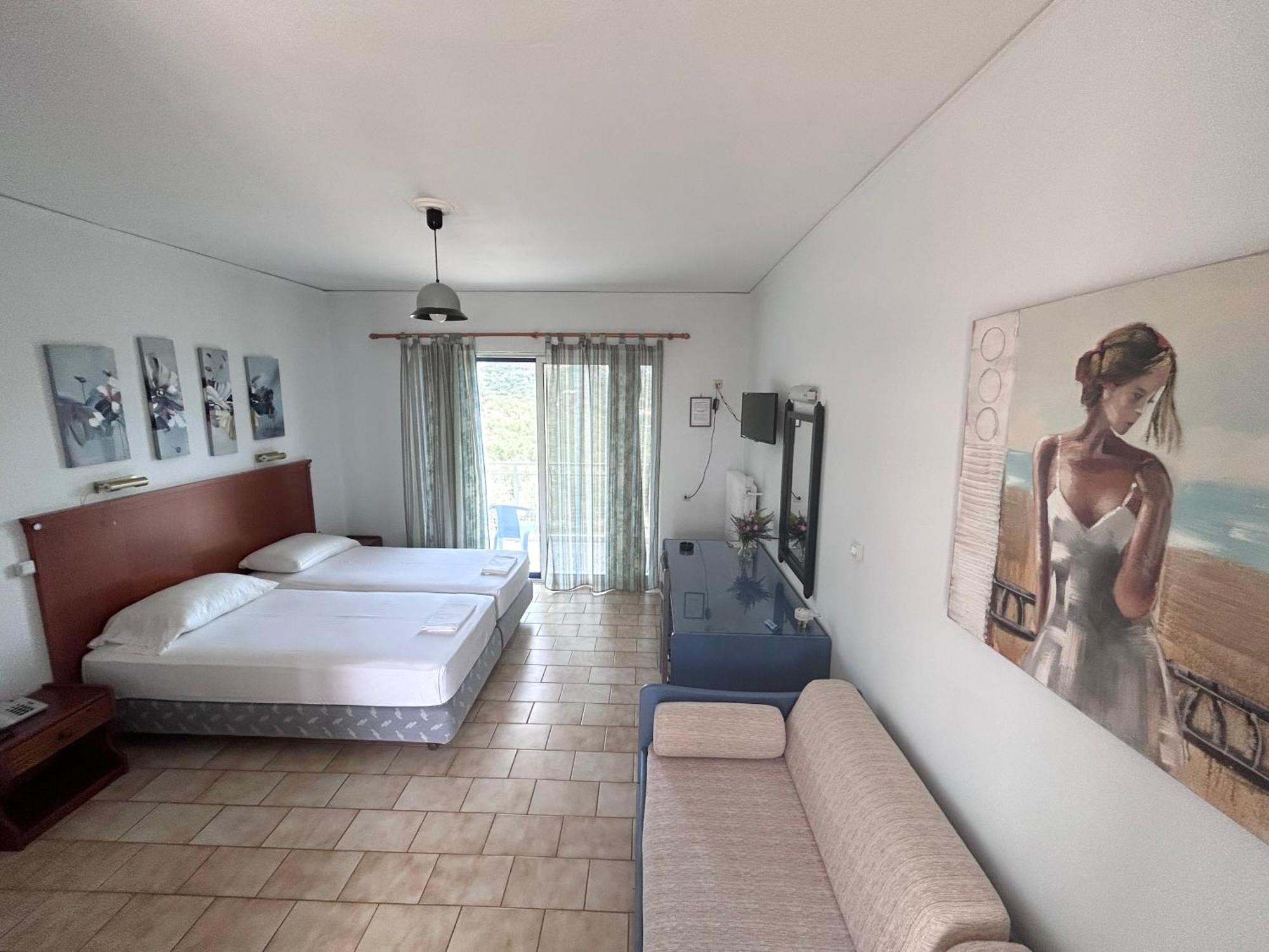 Bay Holiday Hotel & Spa Karavómilos Eksteriør billede