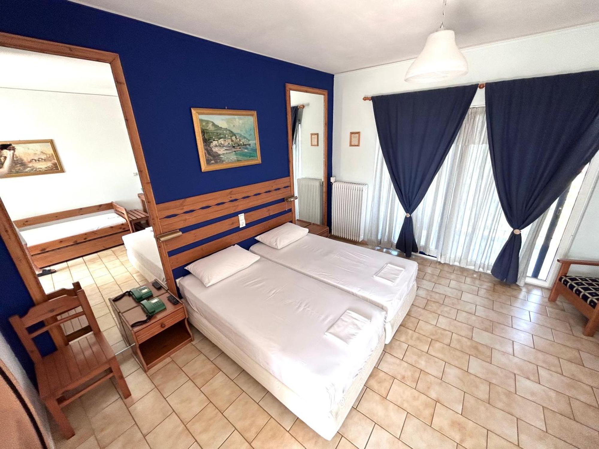 Bay Holiday Hotel & Spa Karavómilos Eksteriør billede