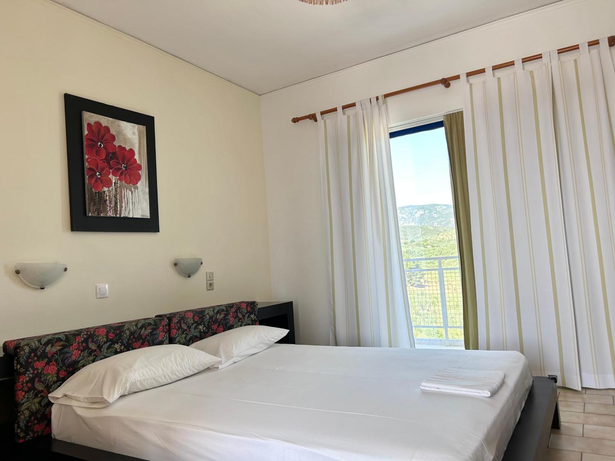 Bay Holiday Hotel & Spa Karavómilos Eksteriør billede